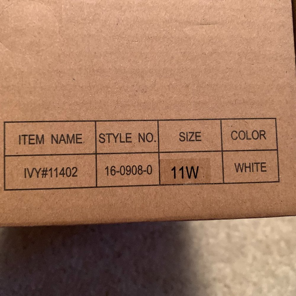 NWT NIB Comfortview White Ivy Strappy Sandal Size 11W - Picture 12 of 14